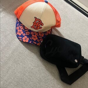 Brooklyn cyclones snap back hat and fanny pouch